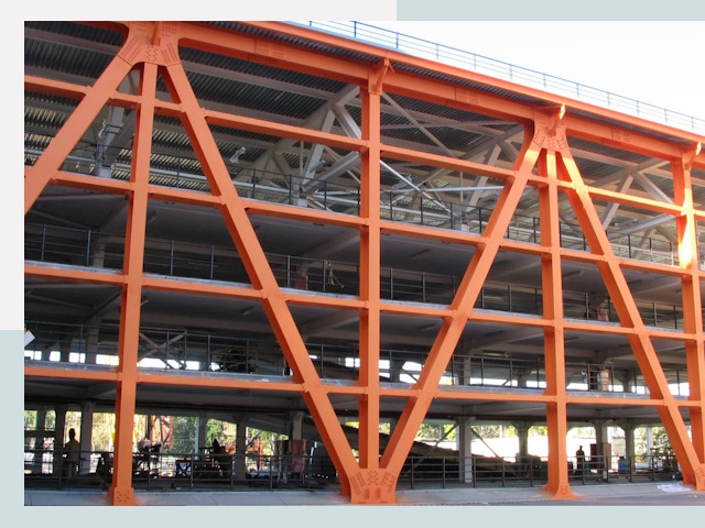 Многоуровневые паркинги в Назарово от 617 руб.