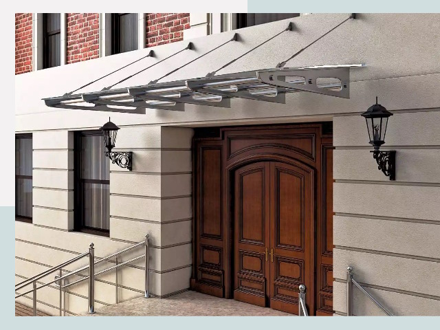 Металлические козырьки от 617 руб. в Назарове