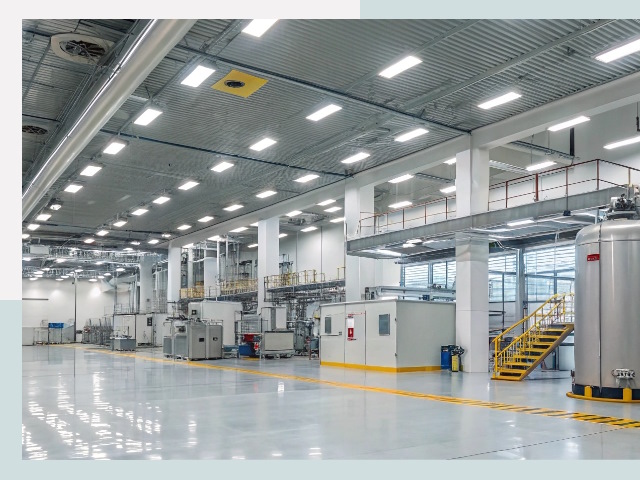 Освещение ангаров в Назарове от 617 руб. - Эффективные решения